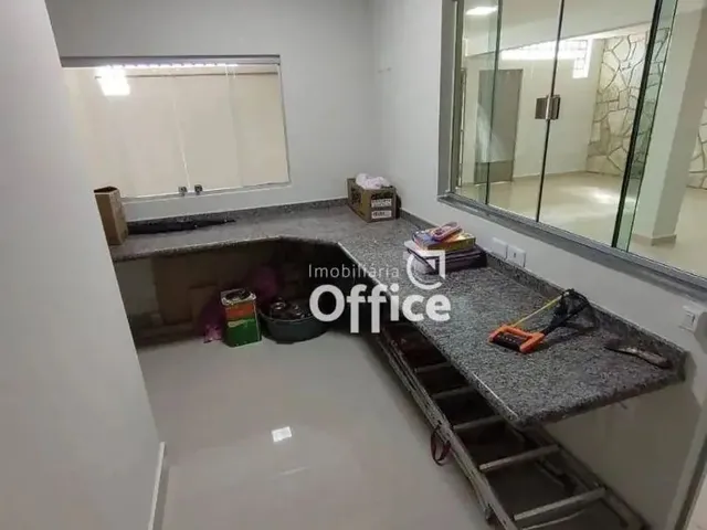 Imagem 14: Sobrado com 3 Dormitórios À Venda, 306 M² por R$ 670.000,00 - Setor Central