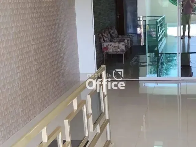 Imagem 12: Sobrado com 3 Dormitórios À Venda, 306 M² por R$ 670.000,00 - Setor Central