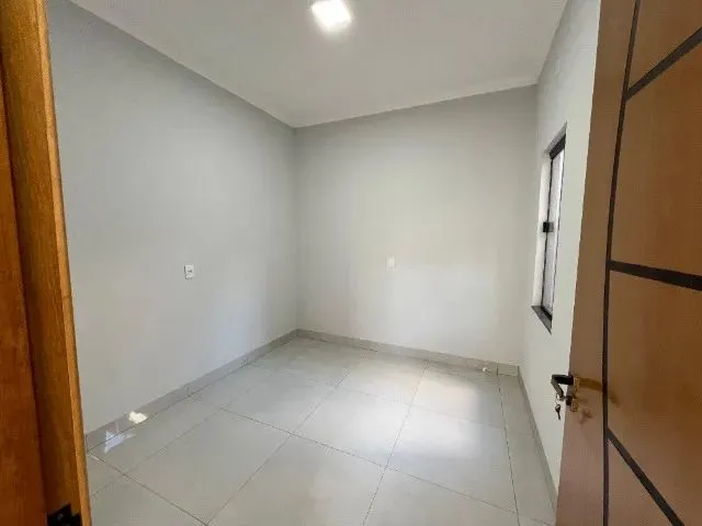 Imagem 9: Casa Anápolis com 3 Quartos, Próximo Ao Supermercado do Povo com Terreno de 180 M²