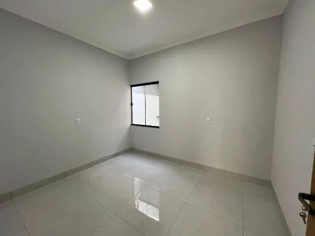 Imagem 15: Casa Anápolis com 3 Quartos, Próximo Ao Supermercado do Povo com Terreno de 180 M²