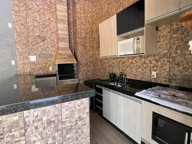 Imagem 2: Casa com Piscina Terreno 300M2 - Bairro Flor de Liz , Bairro de Lurdes