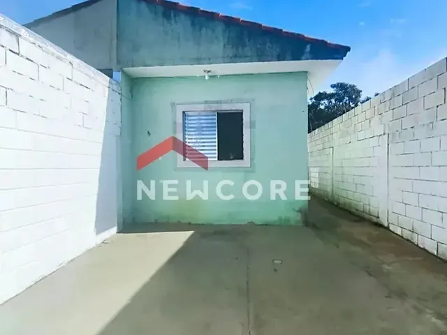 Imagem: Casa em Rua Topázio - Jardim Coronel