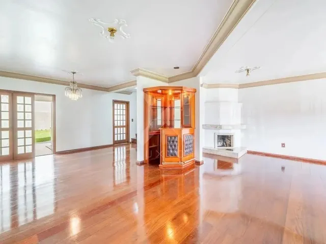 Imagem 9: Casa com 260M2 e 3 Quartos no Bairro Partenon