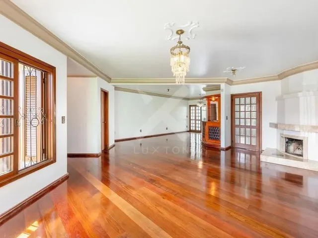 Imagem 2: Casa com 260M2 e 3 Quartos no Bairro Partenon