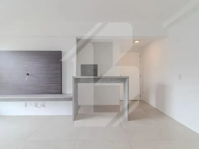 Imagem 4: Apartamento 2 Dormitórios Semi Mobiliado com Vaga - Central Parque