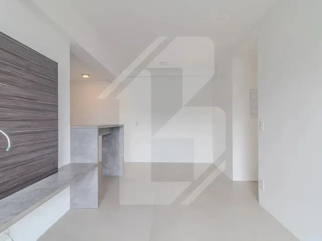 Imagem 7: Apartamento 2 Dormitórios Semi Mobiliado com Vaga - Central Parque