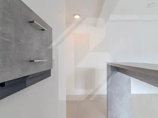 Imagem 15: Apartamento 2 Dormitórios Semi Mobiliado com Vaga - Central Parque