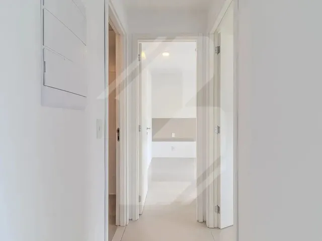 Imagem 2: Apartamento 2 Dormitórios Semi Mobiliado com Vaga - Central Parque