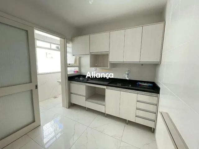 Imagem 16: Apartamento Cobertura para Aluguel Semi Mobiliado com 2 Dormitórios, Churrasqueira E