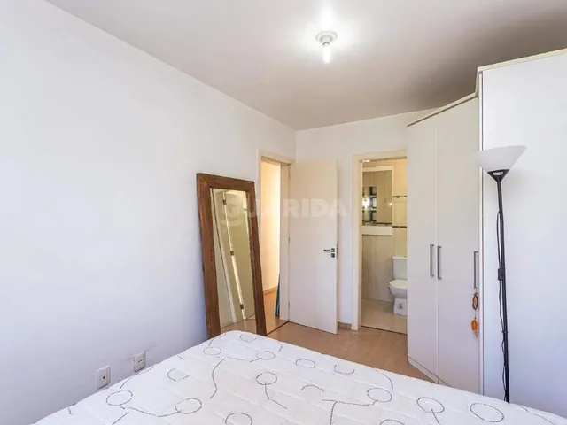 Imagem 11: Apartamento de 2 Dormitórios, Sendo 1 Suíte, no Bairro Jardim Botânico