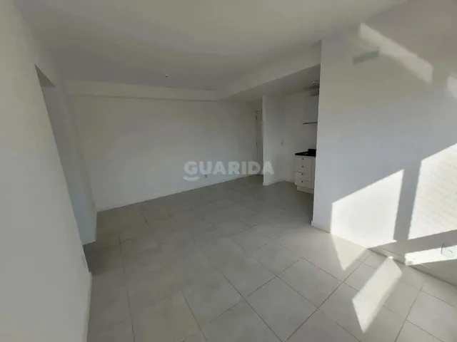 Imagem 8: Apartamento com 2 Dormitórios, Sendo 1 Suíte, para Alugar no Bairro Central Park