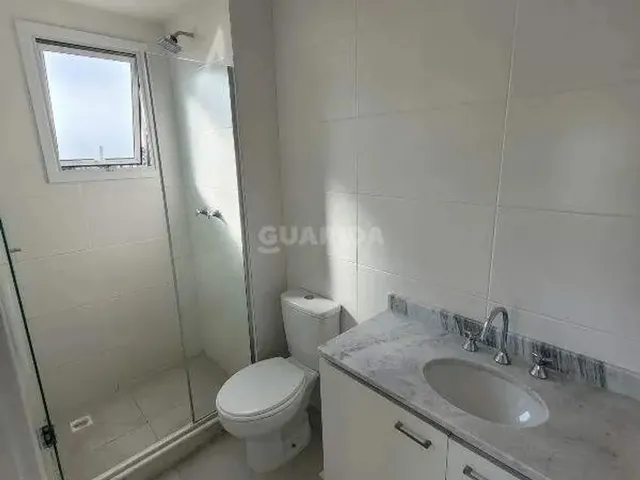 Imagem 4: Apartamento com 2 Dormitórios, Sendo 1 Suíte, para Alugar no Bairro Central Park