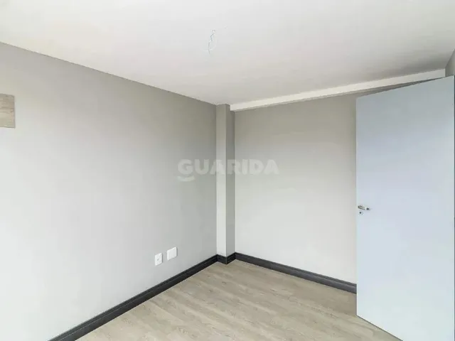 Imagem 9: Apartamento no Estilo Duplex com 2 Dormitórios no Bairro Jardim Botânico - Porto