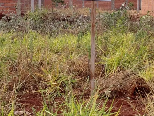 Imagem: O terreno possui 250m² de Área e está localizado em