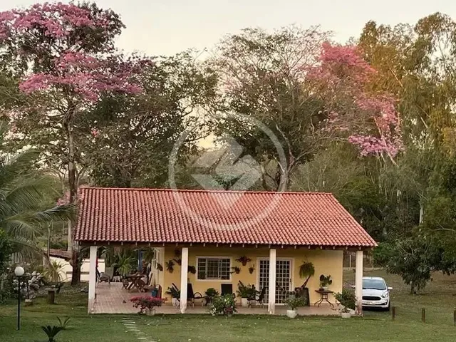 Imagem 1: Chácara com Piscina as Margens do Rio Cuiabá À Venda Passagem da Conceição, Várzea