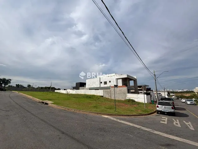 Imagem 1: Centro-Sul Terreno / lote com venda por R$355.000