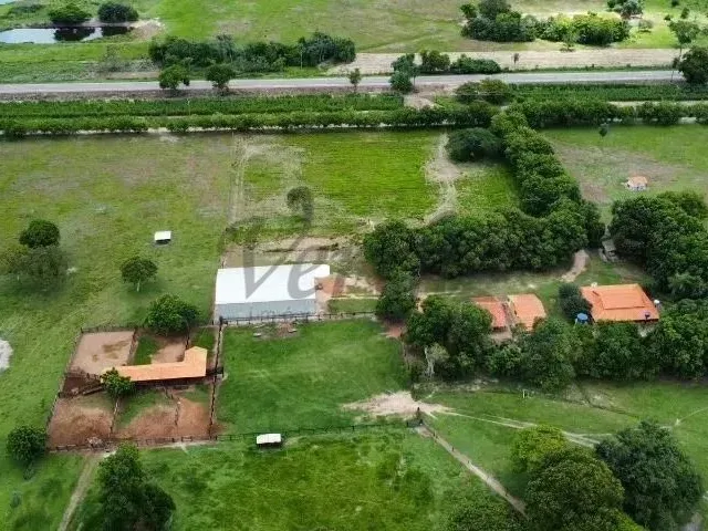 Imagem: Fazenda - Área Rural de Cáceres - Cáceres