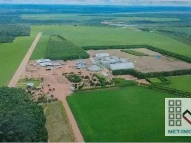 Imagem: Fazenda (27.000 Hectares), Sede Espetacular