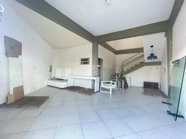 Imagem 7: Visibilidade Máxima! Ponto Comercial 200M² na Prestigiada Av. Airton Teles!