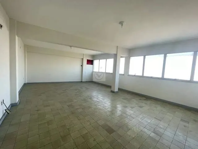 Imagem 4: Visibilidade Máxima! Ponto Comercial 200M² na Prestigiada Av. Airton Teles!