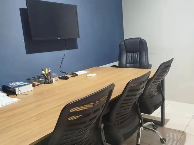 Imagem: Sala de Escritório Compartilhada no Centro