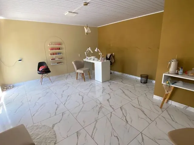Imagem 2: Ponto Comercial Galpão / depósito com 5 vagas na garagem