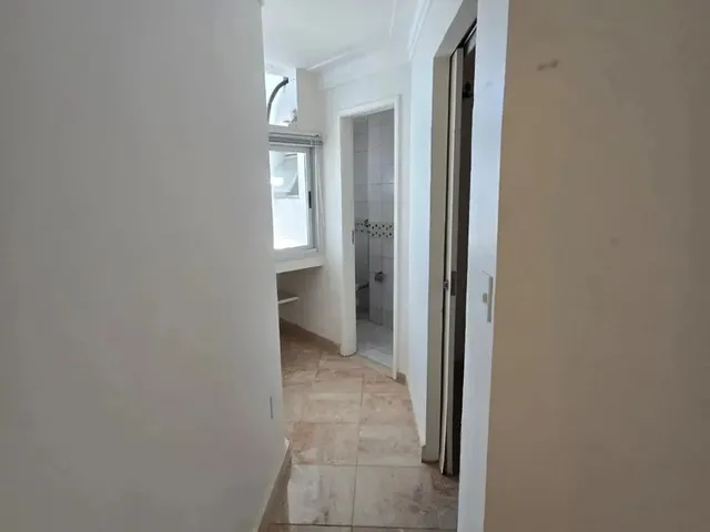 Imagem 2: Sala Comercial no Centro Medico - 2441