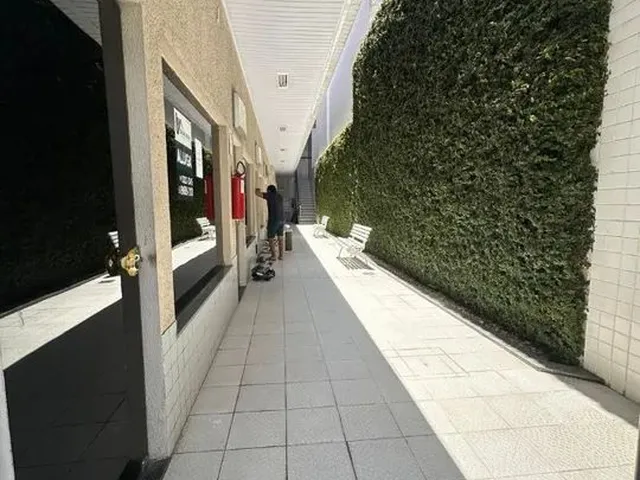 Imagem: Aluga-Se Sala Comercial na Galeria Menezes