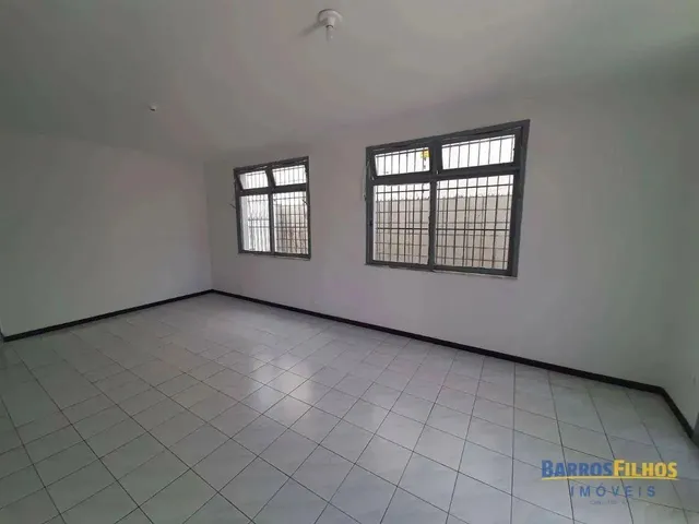 Imagem 9: Casa com 3 Quartos para Venda Ou Aluguel - Centro - Aracaju/Se