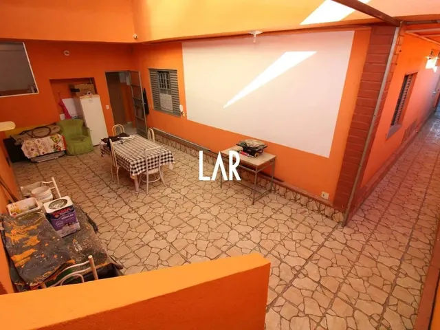 Imagem: Casa À Venda, 6 Quartos, 1 Suíte, 2 Vagas