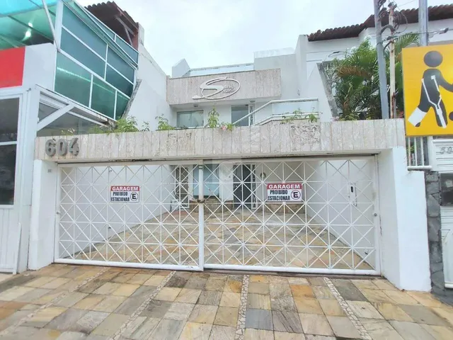 Imagem: Casa Comercial À Venda, 5 Quartos, 2 Vagas