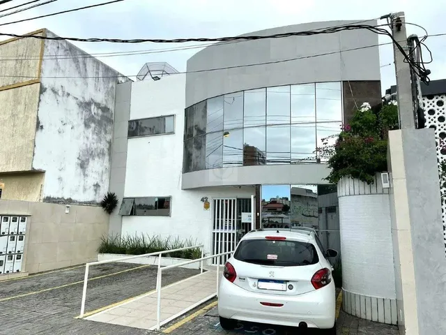 Imagem: Predio Comercial da Avenida Pedro Paes Azevedo