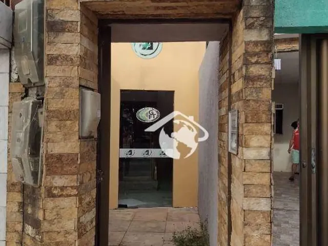 Imagem: O depósito possui 2 Vagas na garagem, 80m² de Área e