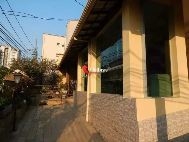 Imagem: Casa À Venda, 6 Quartos, 1 Suíte, 2 Vagas