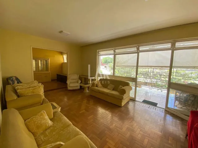 Imagem: Casa À Venda, 4 Quartos, 3 Suítes, 4 Vagas