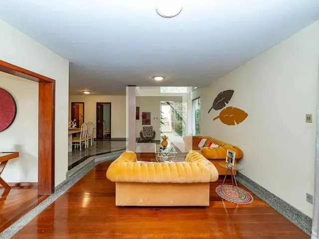 Imagem: Casa À Venda - Buritis, 4 Quartos, 282