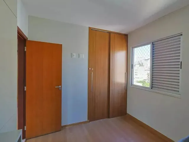 Imagem 16: Duplex para Venda Possui 260 Metros Quadrados com 4 Quartos em Gutierrez - Belo Horizonte