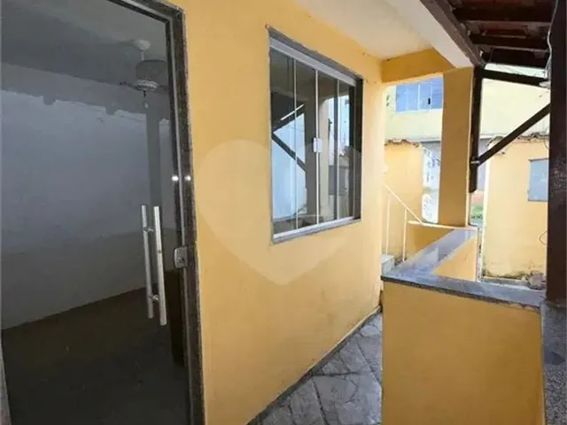 Imagem: Casa com 2 Quartos para Locação em Retiro
