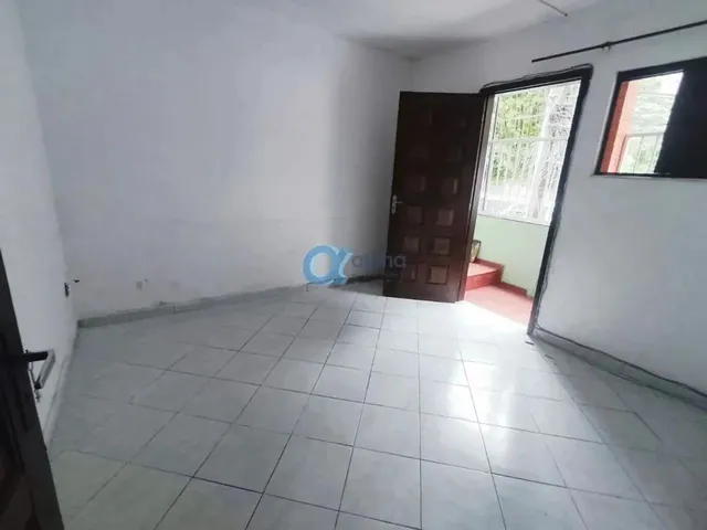 Imagem 9: Casa Tipo Apartamento 02 Quartos em Vila para Locação - Alto da Serra - Petrópolis/Rj