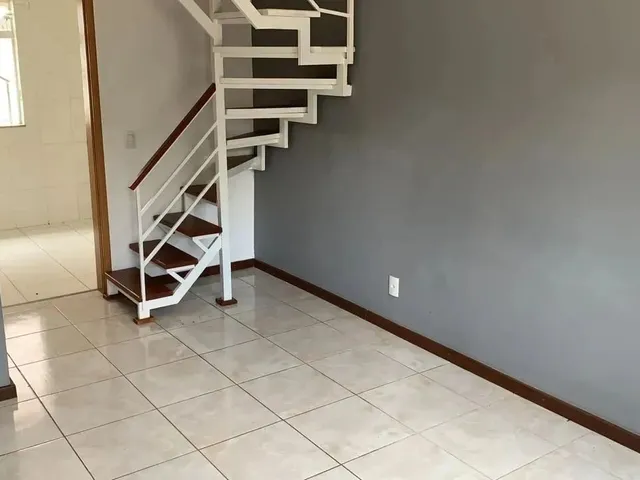 Imagem: Apartamento Duplex para Aluguel com 2 Quartos