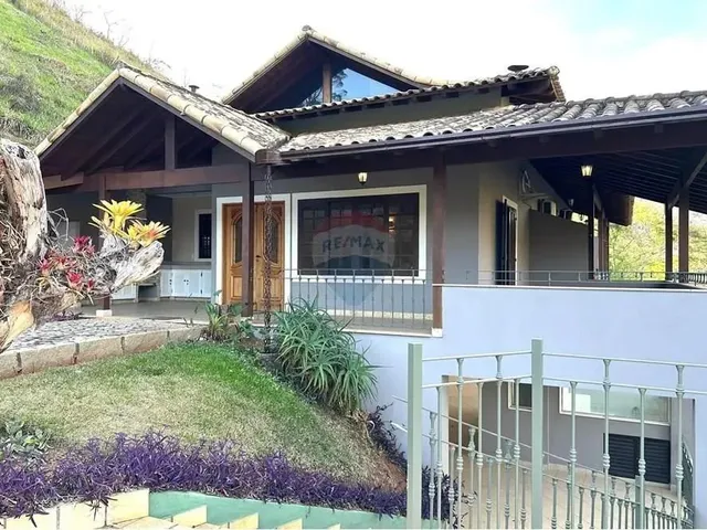 Imagem: Casa para Alugar com 4 Quartos em Secretário
