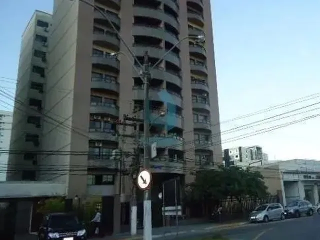 Imagem: O apartamento possui 3 Dormitórios, 1 Suíte, 1 Banheiro,