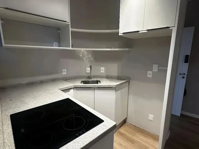 Imagem 4: Apartamento com 2 Dormitórios no Centro de Floripa