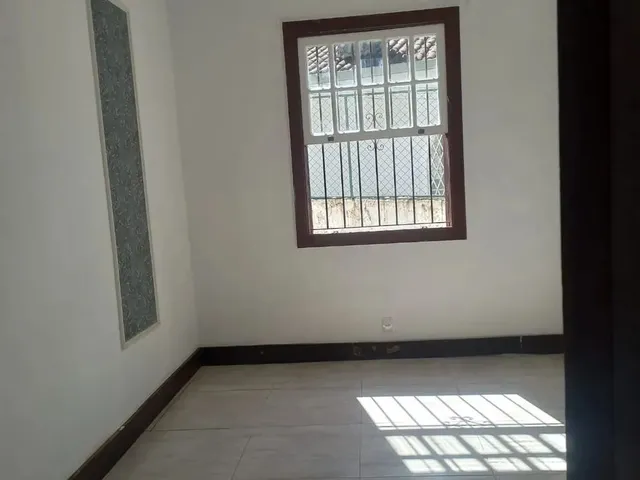 Imagem 15: Casa com 4 Quartos + 2 Anexos - Centro - Petrópolis, Rj