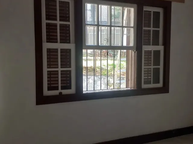Imagem 2: Casa com 4 Quartos + 2 Anexos - Centro - Petrópolis, Rj