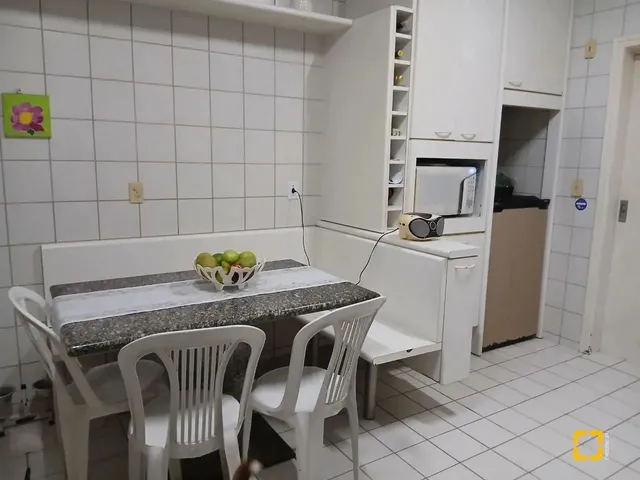 Imagem 6: Apartamento 4 Dormitórios Sendo 2 Suítes, com Vaga de Garagem no Centro De