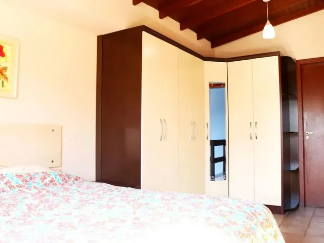 Imagem 10: Casa de 03 Dorm. Sendo 01 Suíte na Agronômica
