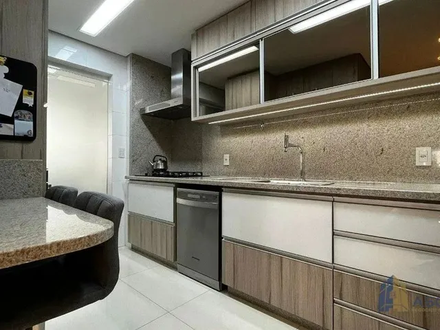 Imagem 13: Apartamento com 3 Suítes em Ótima Localização no Centro de Florianópolis
