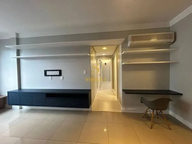 Imagem 7: Apartamento para Venda com 3 Dormitórios na Esteves Junior no Centro - Florianópolis