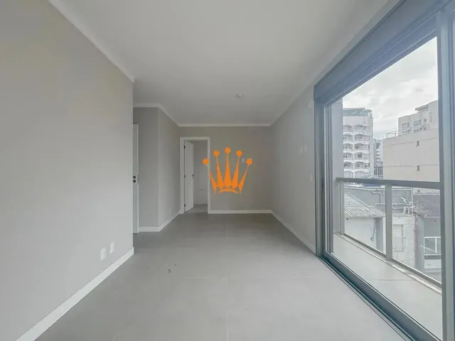 Imagem 2: Apartamento de 3 Suítes no Centro de Florianópolis